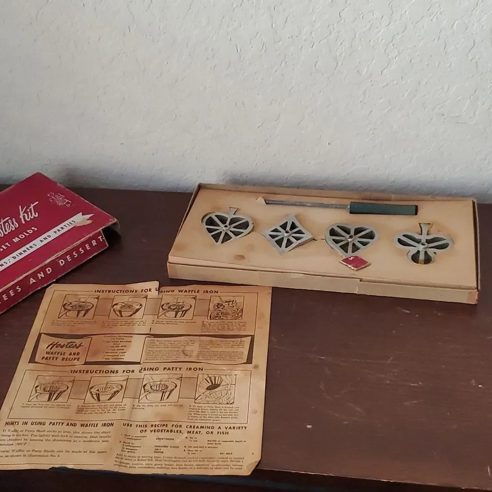 Vintage Handi Hostess Kit Bridge Set Molds Bonley Industries Rosette Iron Boxed